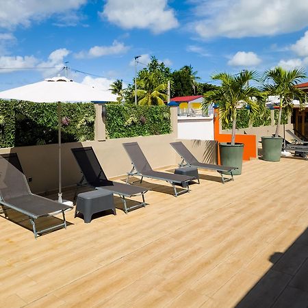Evasion En Plein Coeur De La Ville T2 Jacuzzis Sauna Et Piscine Au Centre De Port-Louis Kültér fotó